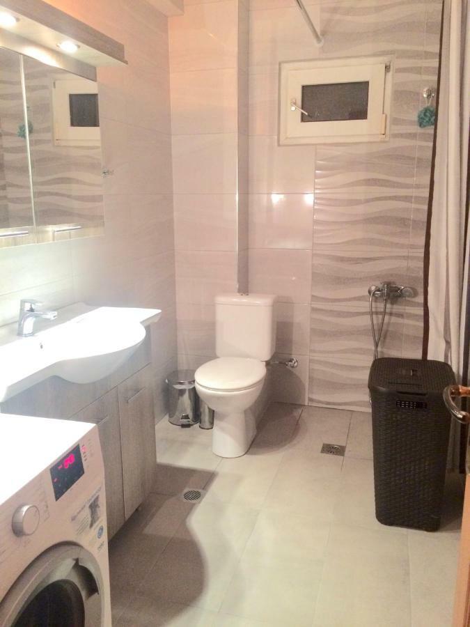 Appartement Sina 16 *
